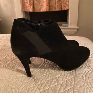 Me Too black suede ankle booties
